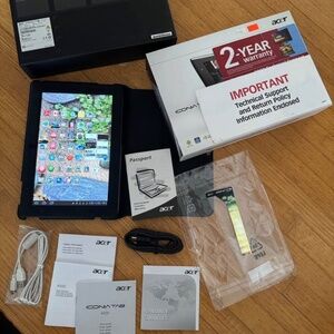 Acer Iconia Tab A500 tablet, like new perfect condition w box! 10 in iPad tablet